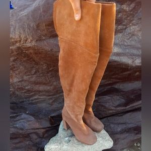 Nordstrom tan/brown suede size 7.5 boots